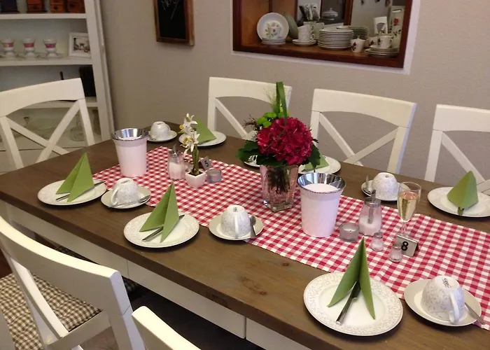 ゲストハウス アルバース 4*